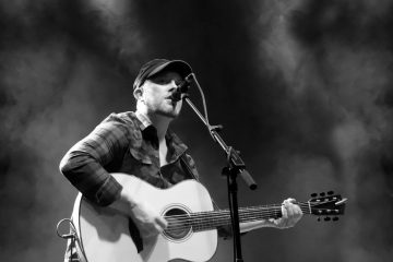 Ireland’s Ryan Sheridan Wins Top Honors in 19th Annual Acoustic Music Awards