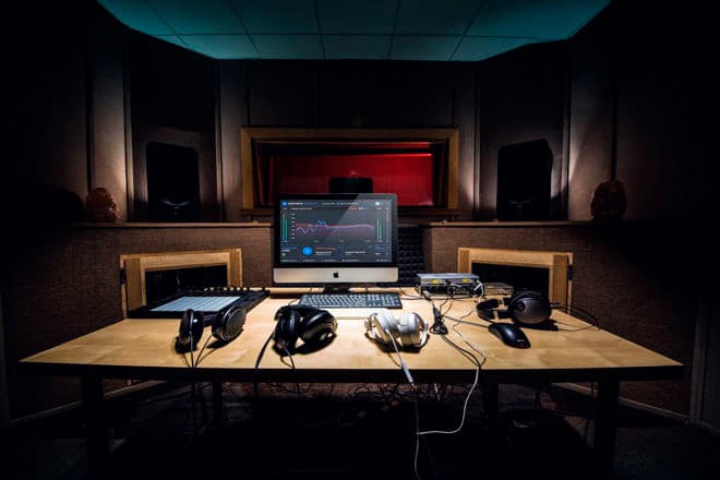 Sonarworks-Reference-4-studio-calibration-software-desk Sonarworks Reference 4 studio calibration software desk